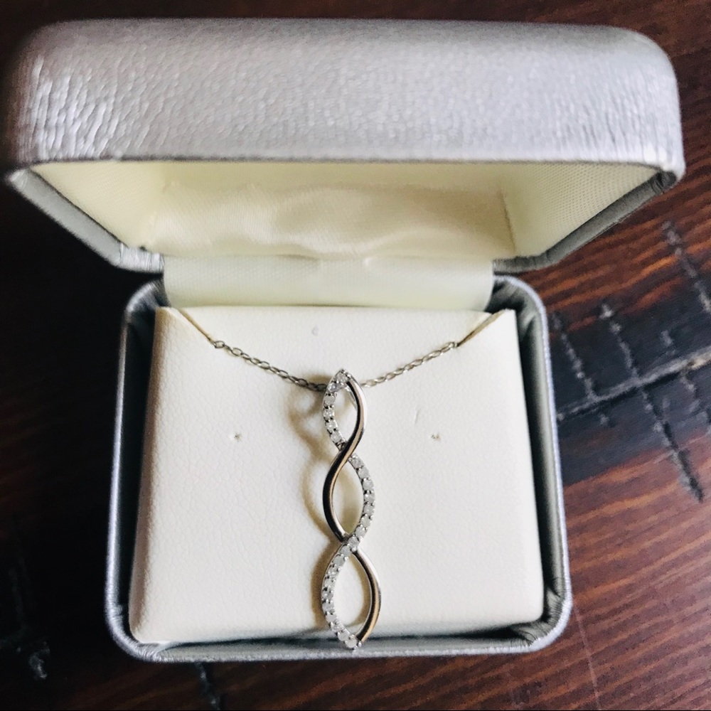 Delicate silver and diamond necklace